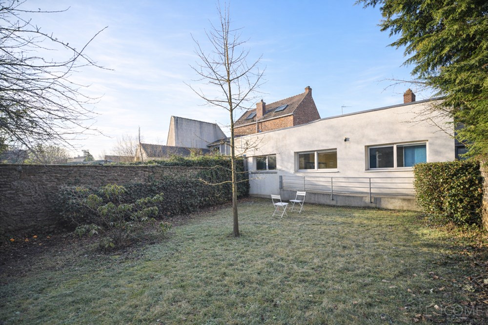 RENNES - LOCAL - 150 M2