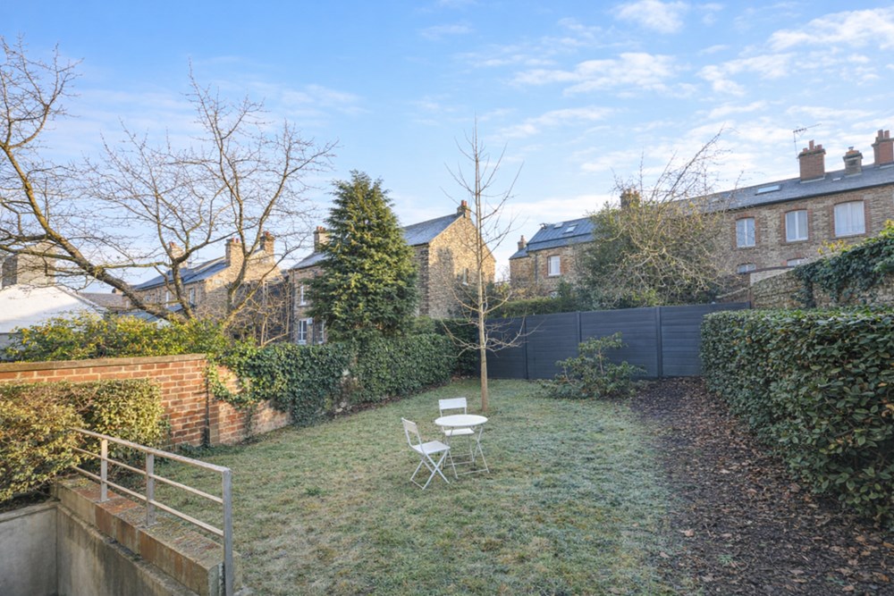 RENNES - LOCAL - 150 M2 photo 2