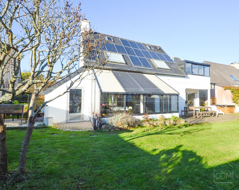 MAISON INDIVIDUELLE DE 1991 T7 150M² EN IMPASSE SUR TERRAIN CLOS DE 600M² PROCHE DE LA PLAGE photo 2