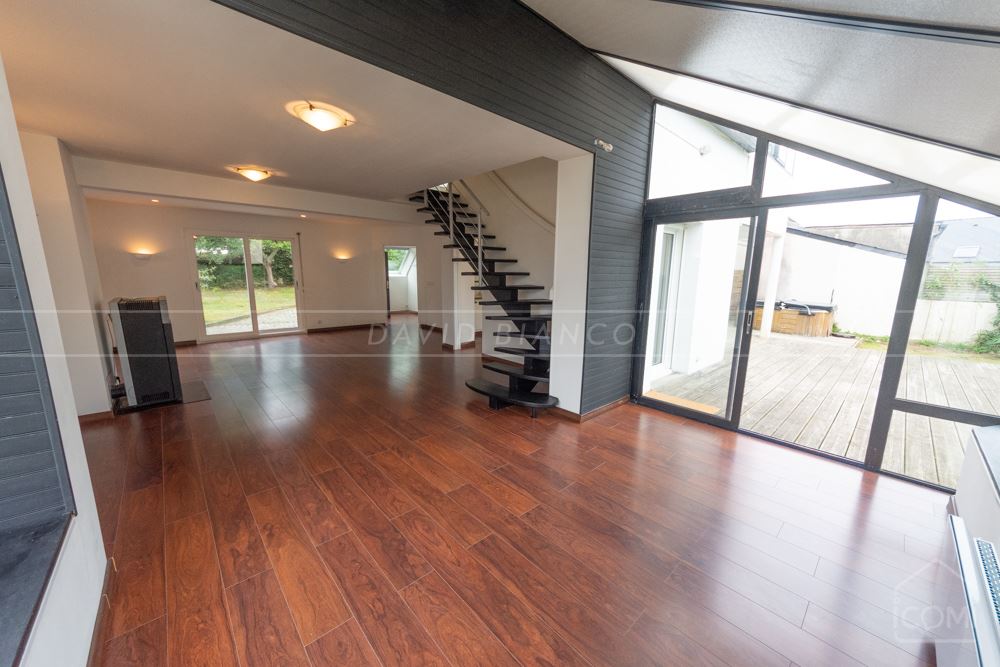 MAISON INDIVIDUELLE DE 1991 T7 150M² EN IMPASSE SUR TERRAIN CLOS DE 600M² PROCHE DE LA PLAGE photo 5
