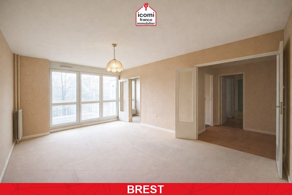 FINISTERE - BREST (29200) - A VENDRE - APPARTEMENT - T4 - 3 CHAMBRES - 2EM ETAGES - BEAU POTENTIEL - CHAUFFAGE URBAIN - DPE D - ASCENSEUR.