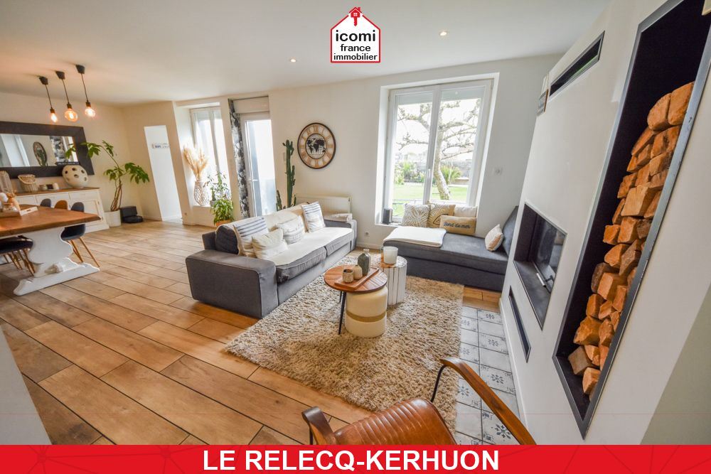 FINISTERE - LE RELECQ-KERHUON (29480) - A VENDRE - MAISON T8 205M² - 6 CHAMBRES POSSIBLE 7 - GARAGE 30M² - SUR TERRAIN CLOS DE 583M²