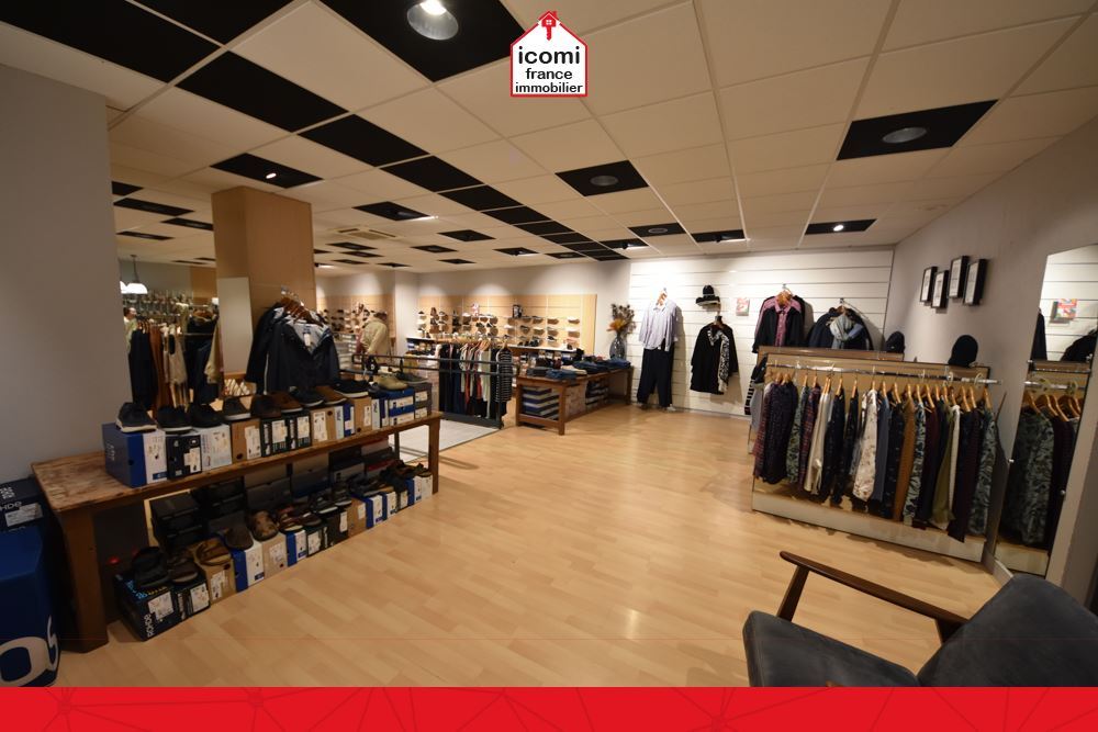 FINISTERE - LESNEVEN (29260) - A VENDRE - LOCAUX COMMERCIAUX AVEC VITRINE - RESERVE - BUREAU - ATELIER - JARDIN - BEAU POTENTIEL