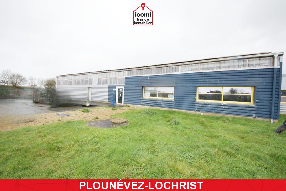 FINISTERE - PLOUNEVEZ-LOCHRIST (29430) -  VENDRE - LOCAL DE 370 M2 AVEC BUREAU ET ESPACE DE VENTE  - EMPLACEMENT STRATÉGIQUE - POSSIBILITE ACTIVITE GARAGE OU AUTRES - STATIONNEMENT
